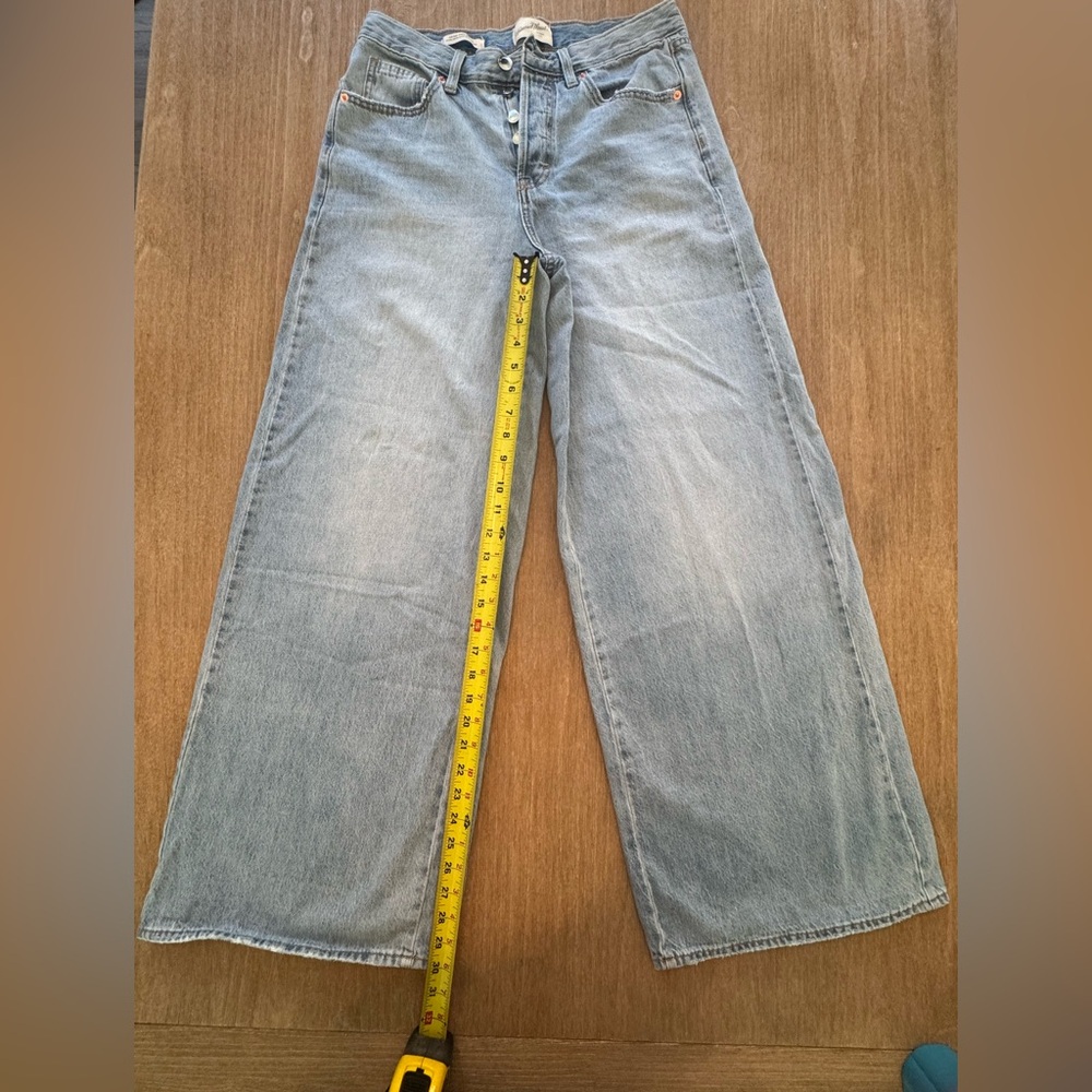 Universal Thread Mid Rise Super Wide Leg Jean 6